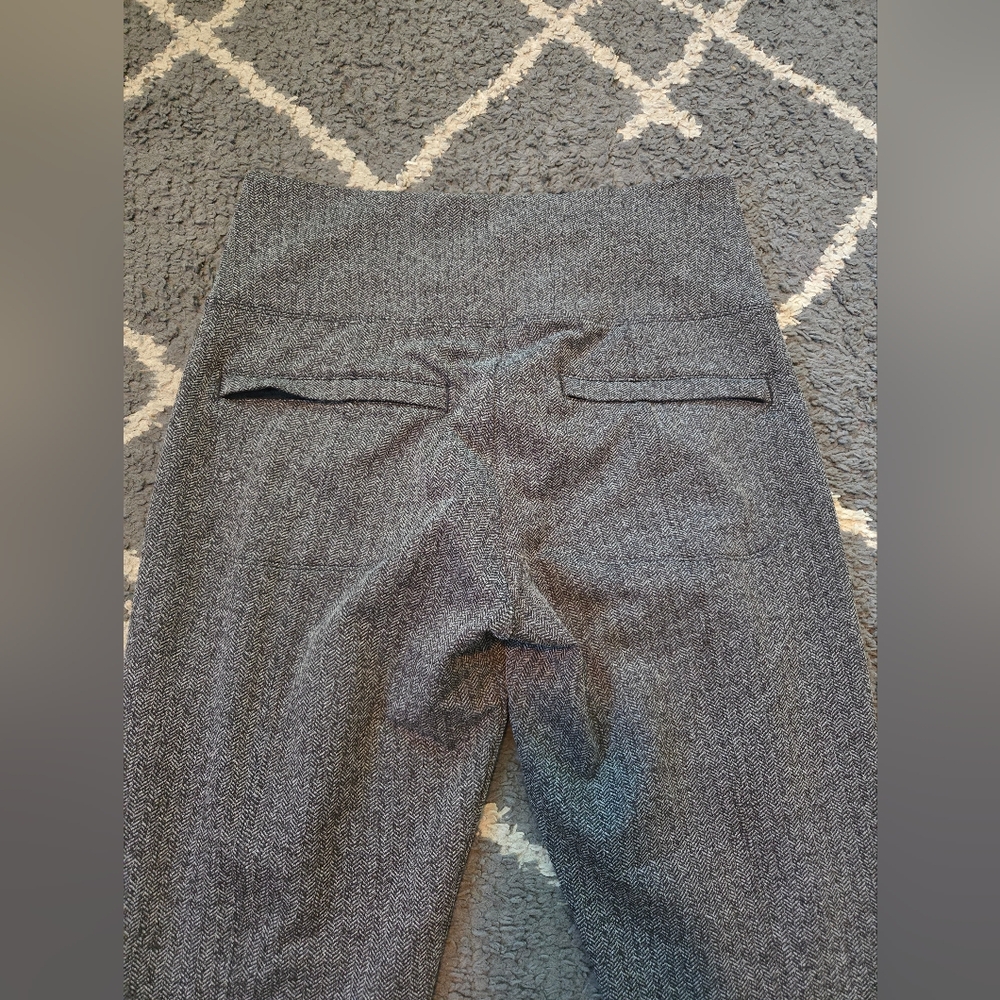 Athleta Delancey Herringbone tight Size Medium - Picture 9 of 10